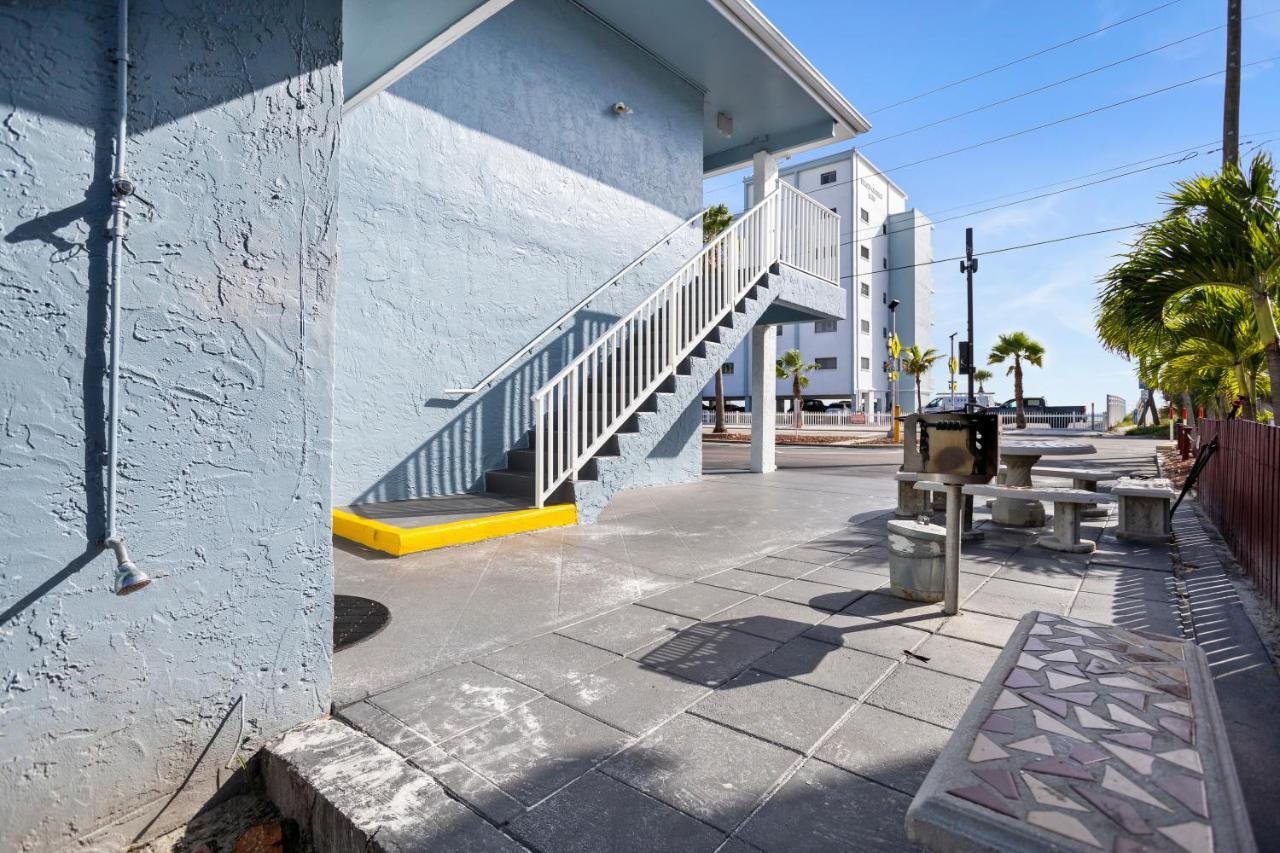 Funshine Sunset Beach St. Pete Beach Εξωτερικό φωτογραφία